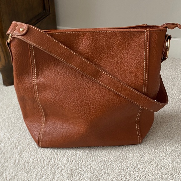 Montana West Tan Vegan Leather Shoulder Bag - Picture 4 of 9